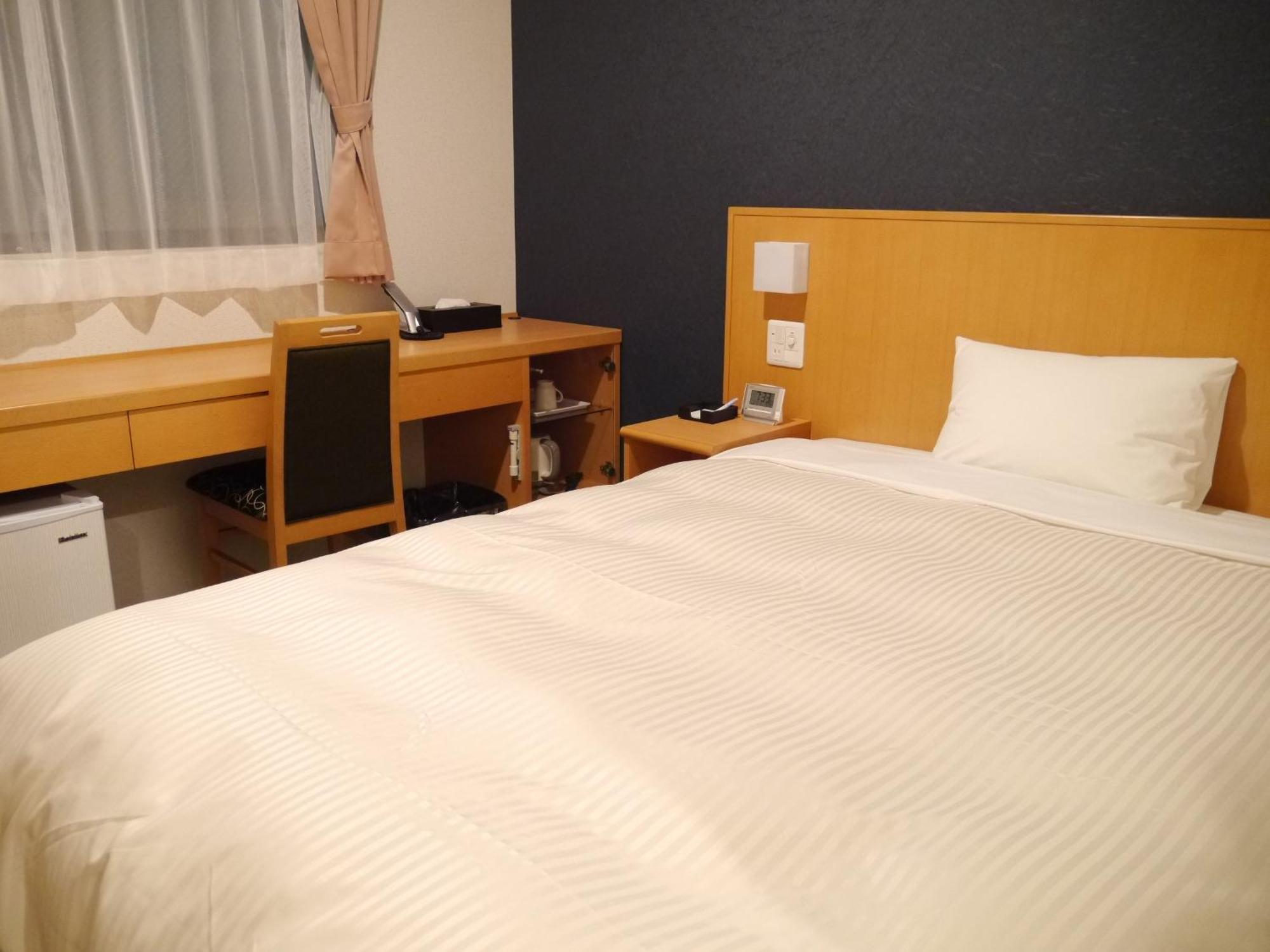 Fukuchiyama Sun Hotel Pokoj fotografie
